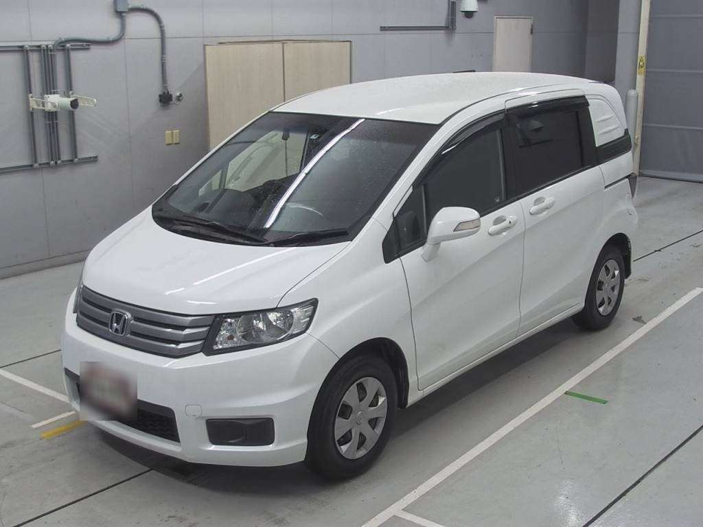 2013 Honda Freed Spike GB3[0]