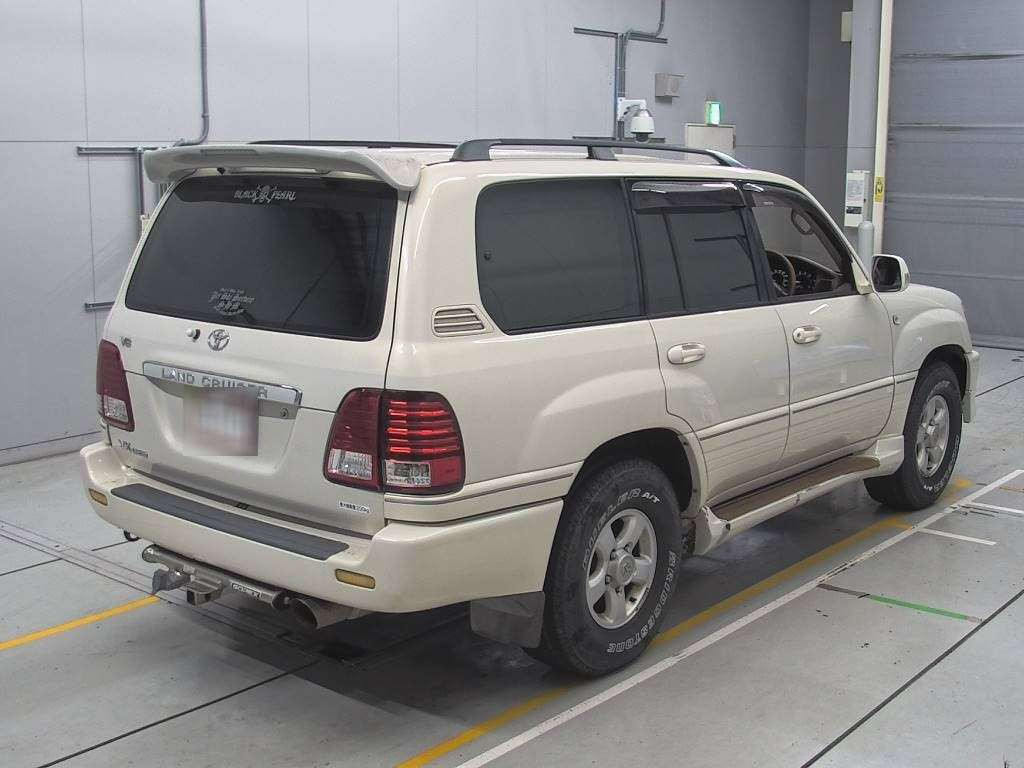 2001 Toyota Land Cruiser 100 UZJ100W[1]