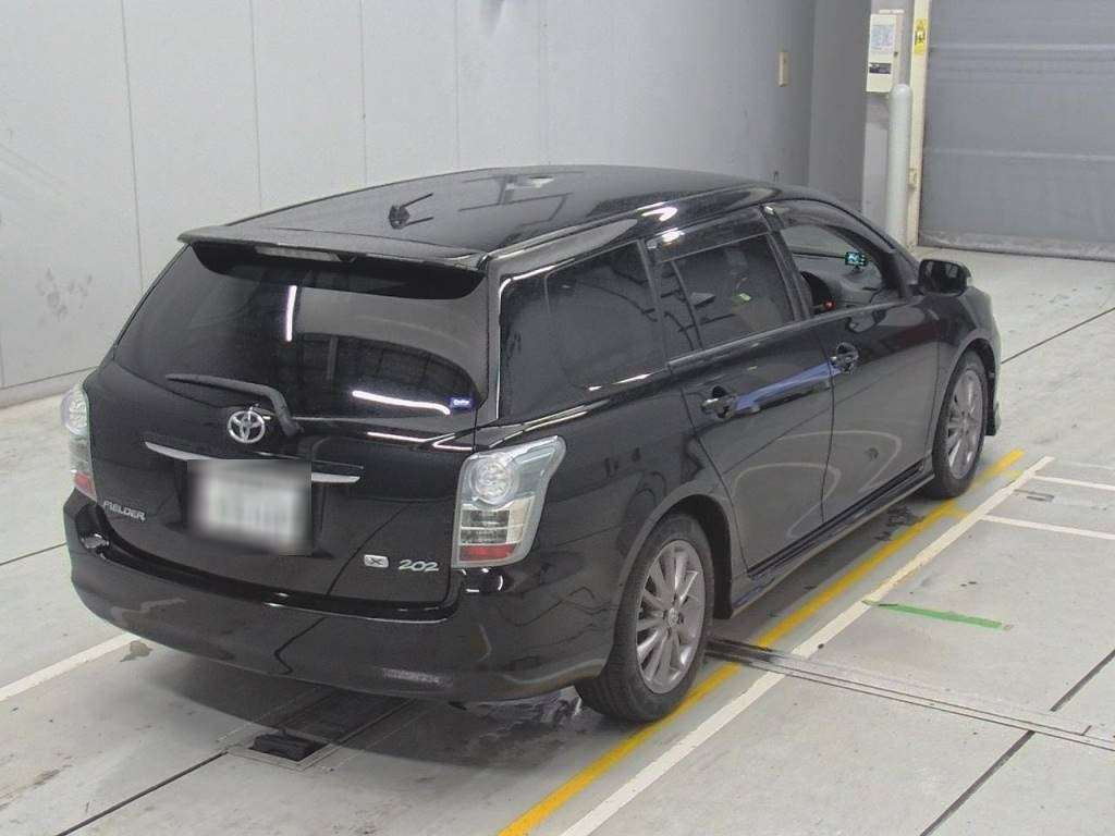 2011 Toyota Corolla Fielder NZE141G[1]