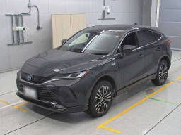 2023 Toyota Harrier PHEV