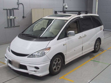 2000 Toyota Estima