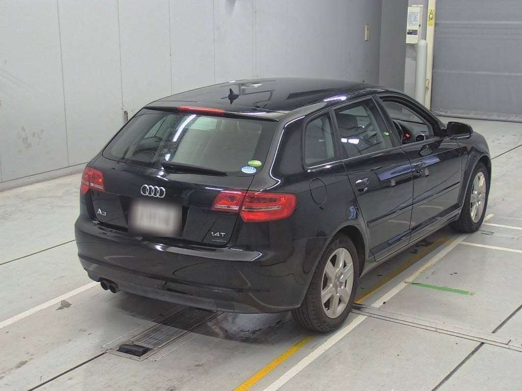 2012 Audi A3 8PCAX[1]