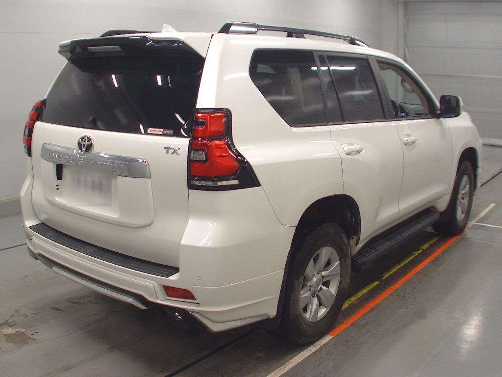 2021 Toyota Land Cruiser Prado TRJ150W[1]