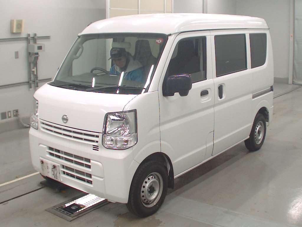 2023 Nissan NV100 Clipper DR17V[0]