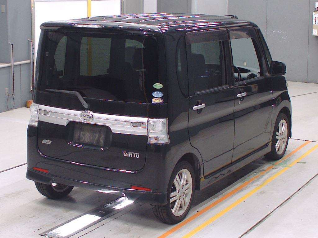 2012 Daihatsu Tanto L385S[1]