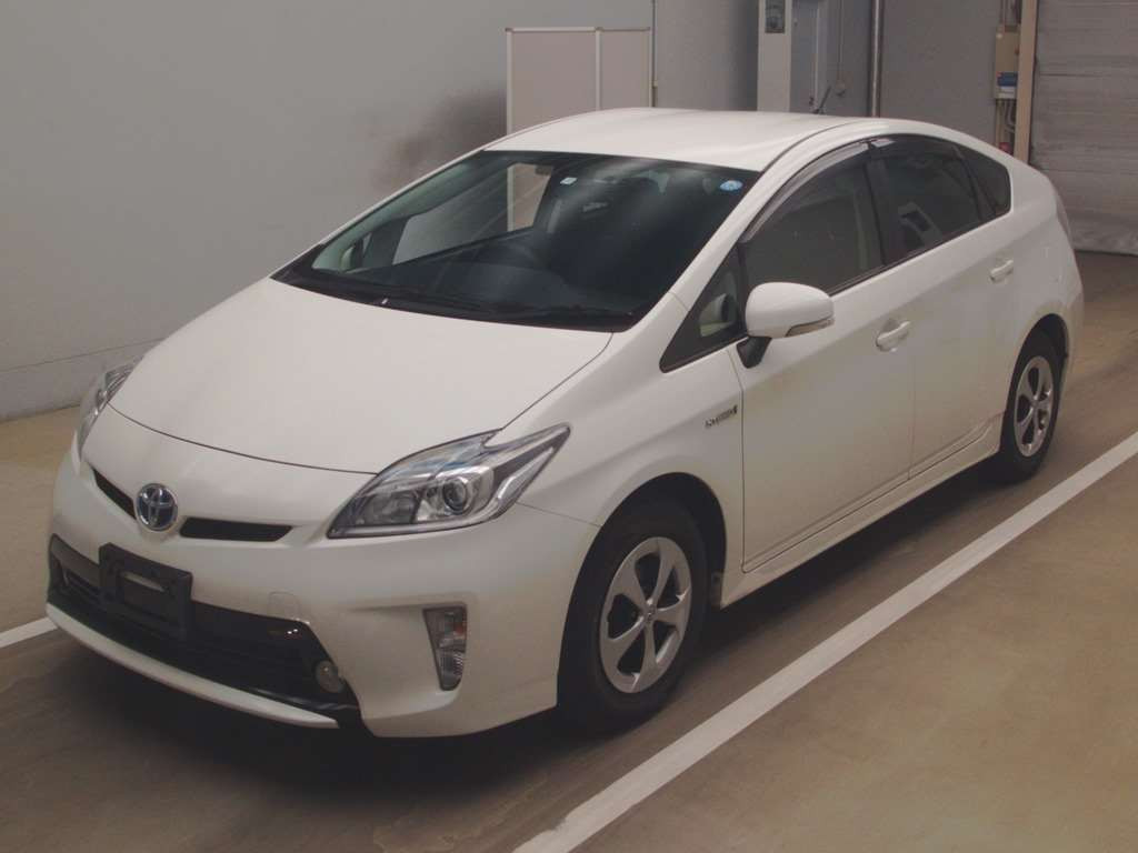 2013 Toyota Prius ZVW30[0]