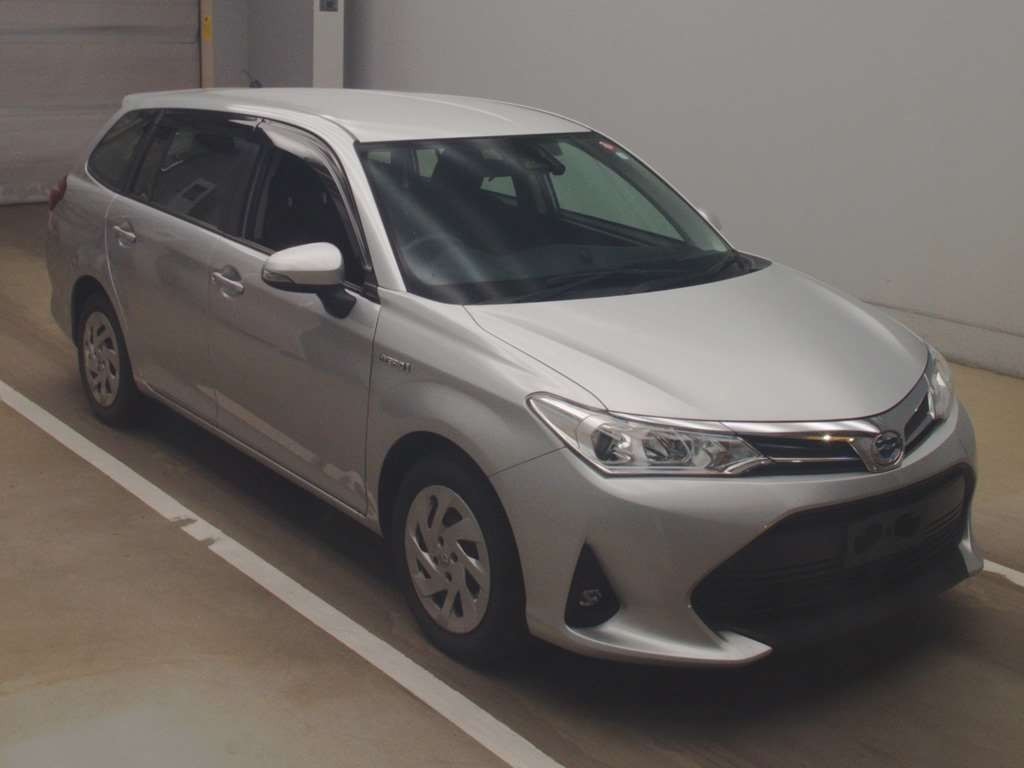 2019 Toyota Corolla Fielder NKE165G[2]