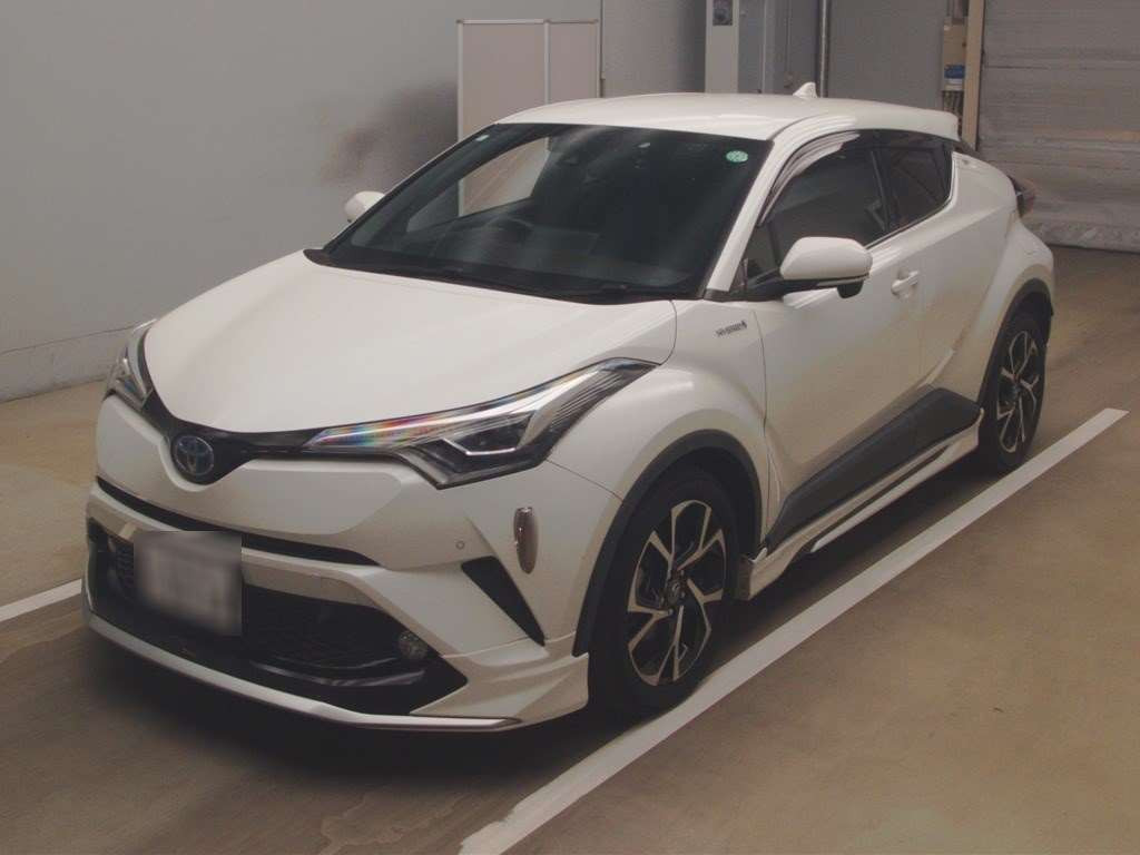 2017 Toyota C-HR ZYX10[0]