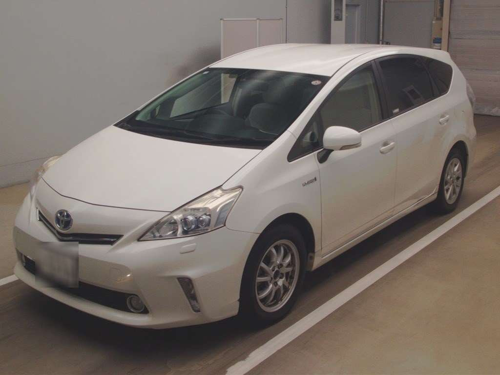 2012 Toyota Prius alpha ZVW41W[0]