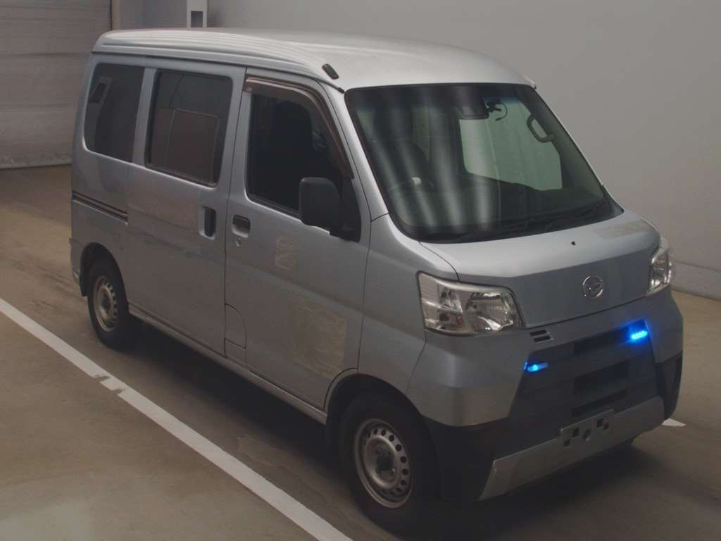 2018 Daihatsu Hijet Cargo S321V[2]