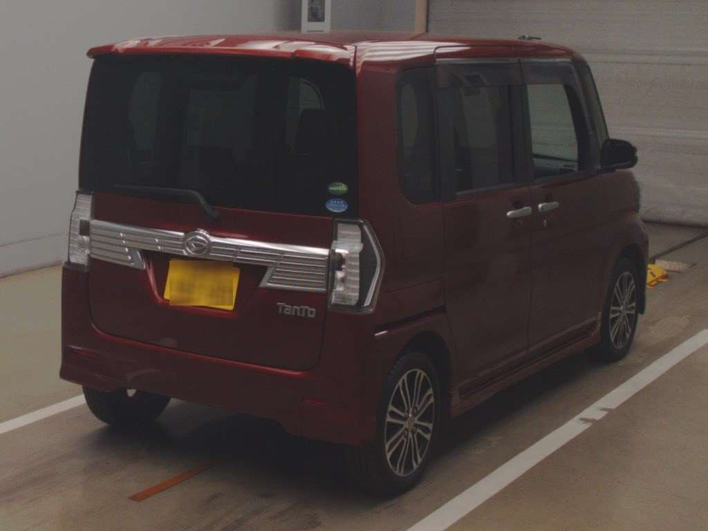 2017 Daihatsu Tanto Custom LA600S[1]