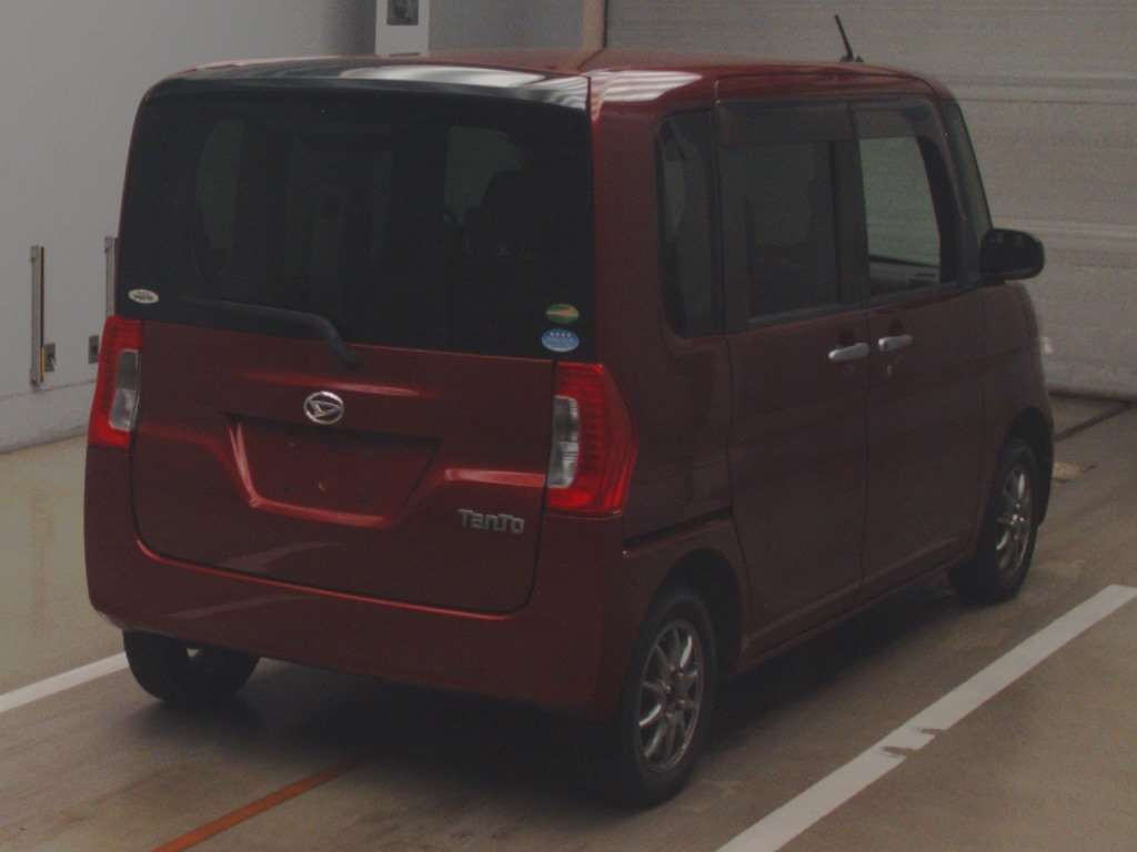 2017 Daihatsu Tanto LA610S[1]