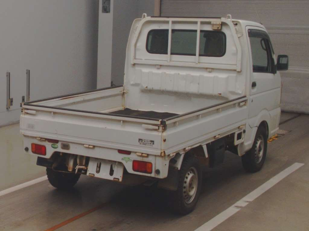 2014 Suzuki Carry Truck DA16T[1]