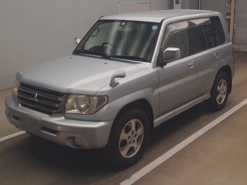 2005 Mitsubishi Pajero iO H76W[0]