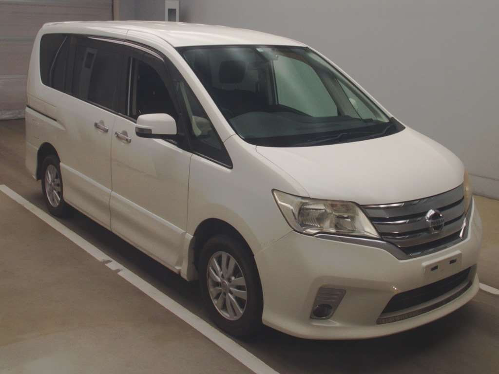 2011 Nissan Serena FNC26[2]