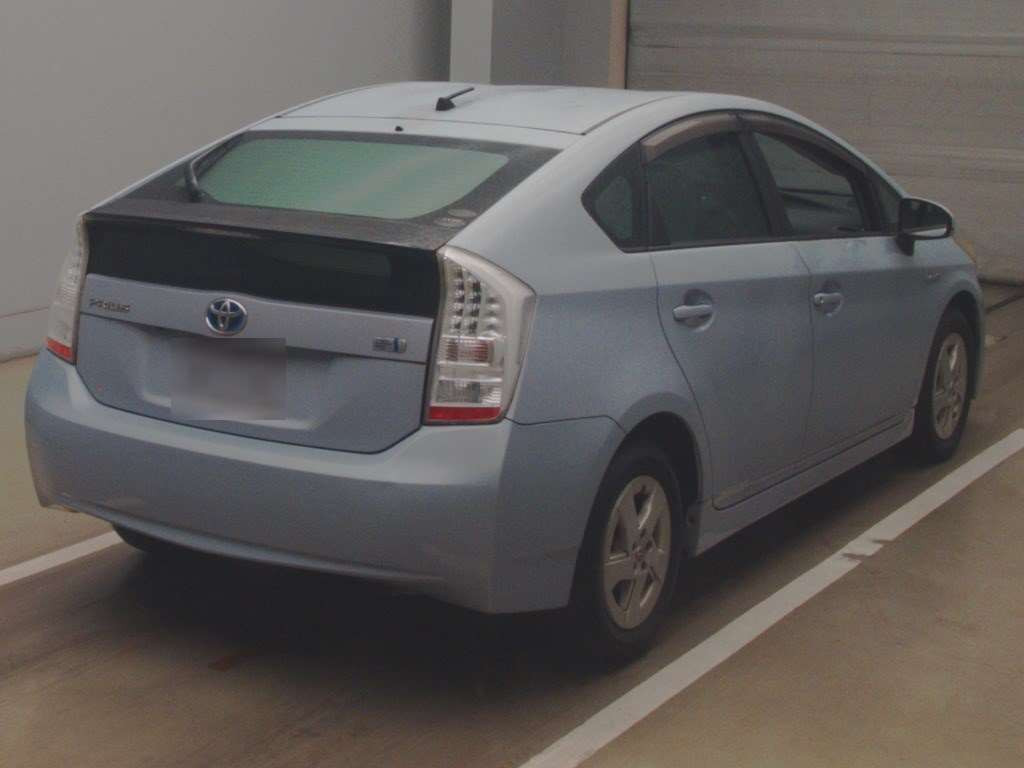 2011 Toyota Prius ZVW30[1]