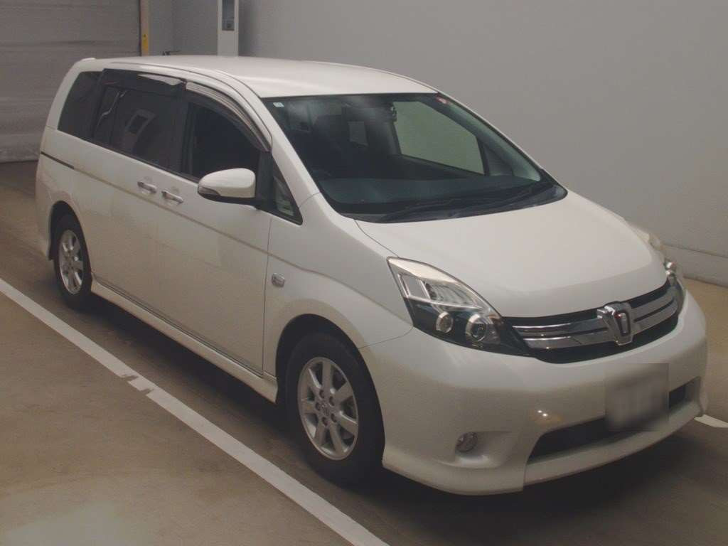 2014 Toyota Isis ZGM10W[2]