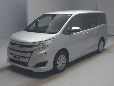 2017 Toyota Noah