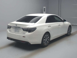 2017 Toyota Mark X