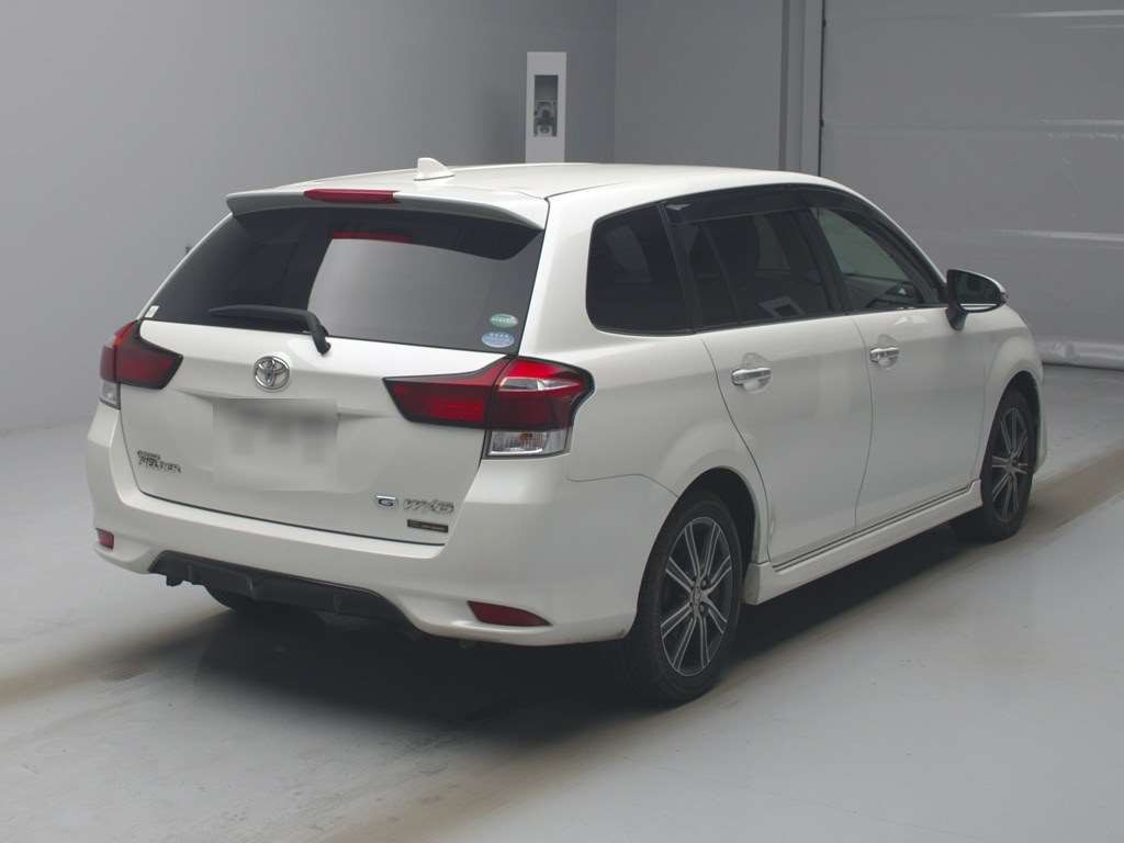 2017 Toyota Corolla Fielder NRE161G[1]