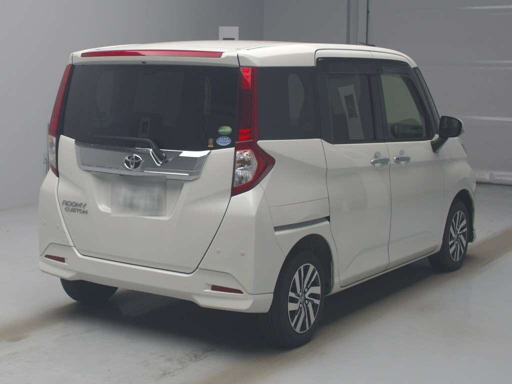 2020 Toyota Roomy M900A[1]