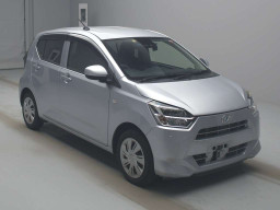 2019 Daihatsu Mira es