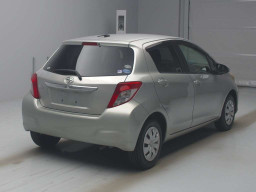 2011 Toyota Vitz