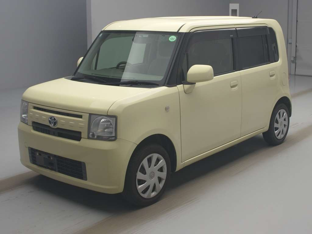 2013 Toyota Pixis Space L575A[0]