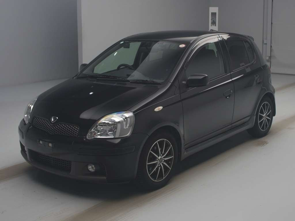 2004 Toyota Vitz NCP13[0]