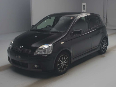 2004 Toyota Vitz