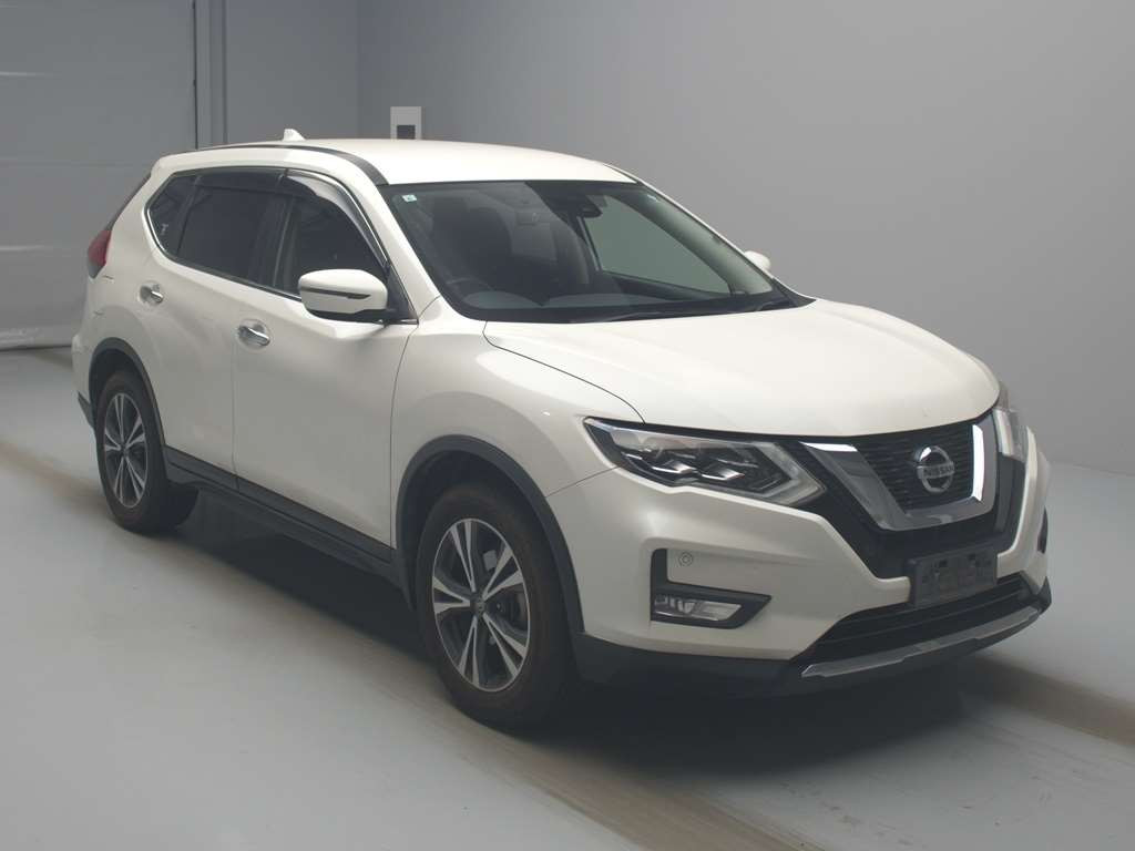 2017 Nissan X-Trail NT32[2]