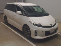 2015 Toyota Estima