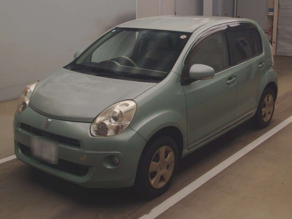 2010 Toyota Passo KGC30[0]