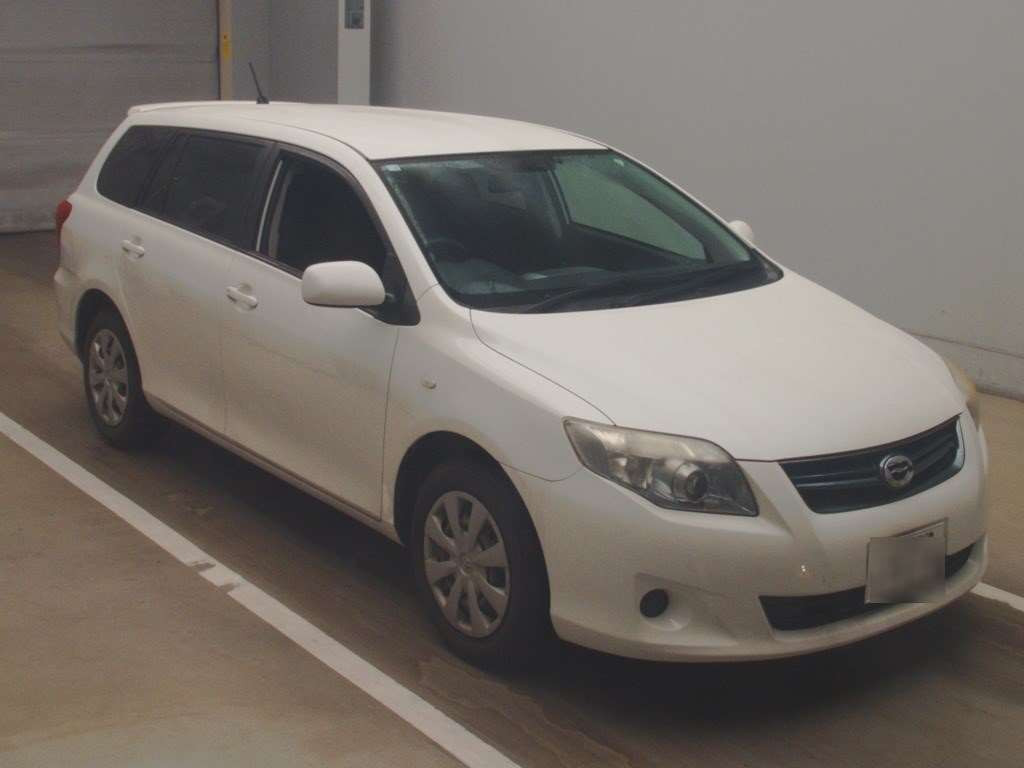 2010 Toyota Corolla Fielder NZE141G[2]