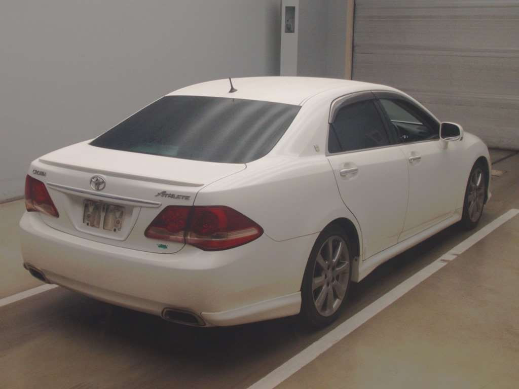 2008 Toyota Crown GRS204[1]