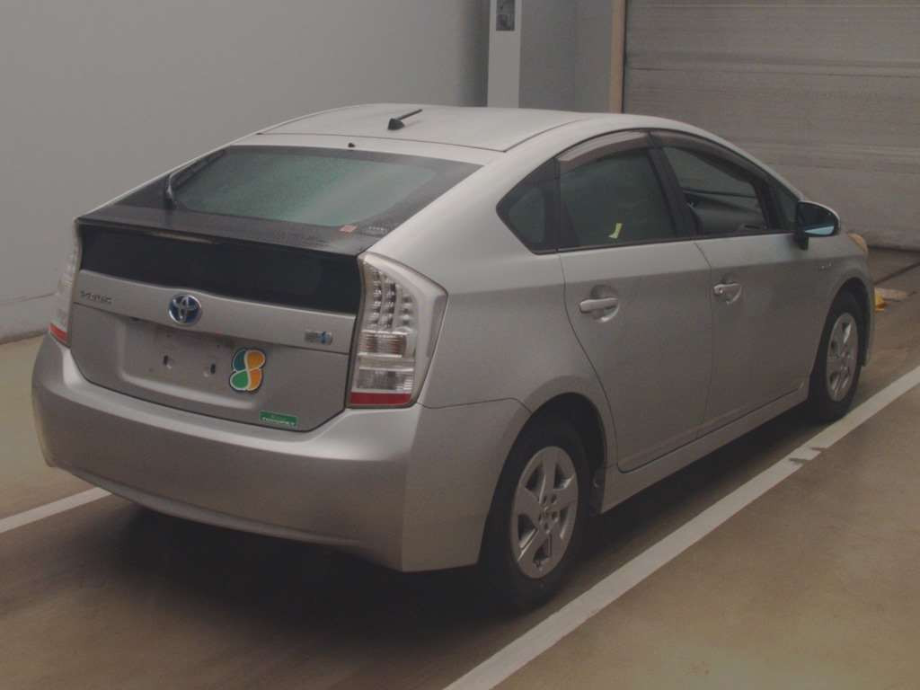 2009 Toyota Prius ZVW30[1]