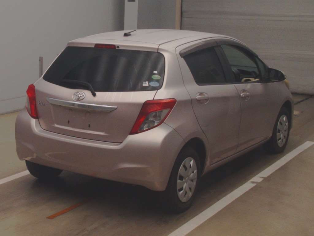 2012 Toyota Vitz KSP130[1]