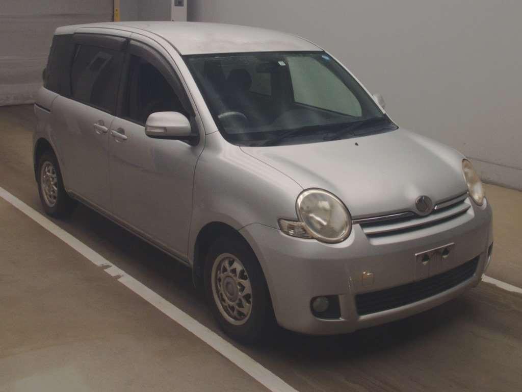 2007 Toyota Sienta NCP81G[2]