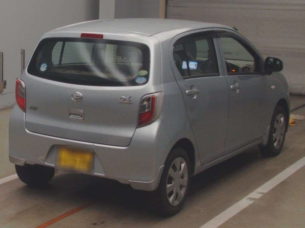 2012 Daihatsu Mira es LA300S[1]