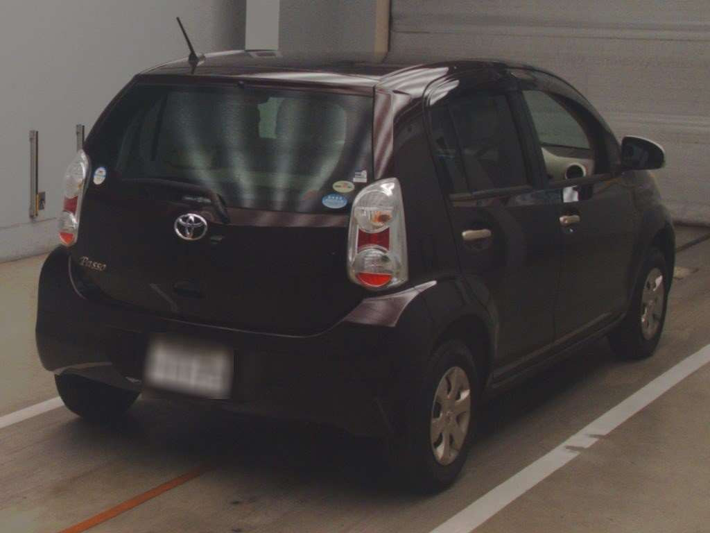 2010 Toyota Passo KGC30[1]