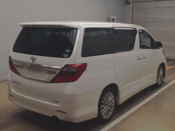 2013 Toyota Alphard