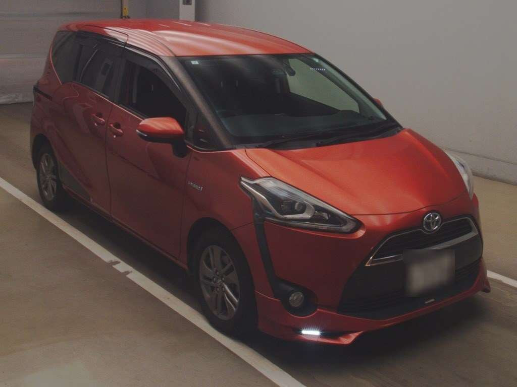 2017 Toyota Sienta NHP170G[2]