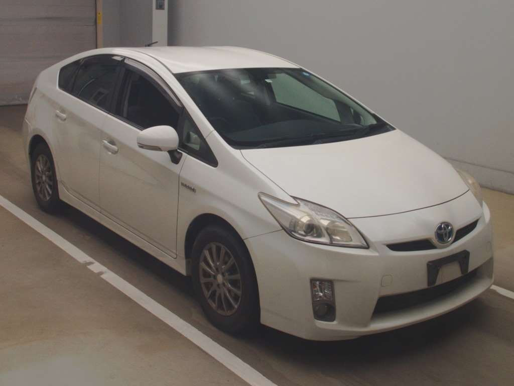 2009 Toyota Prius ZVW30[2]