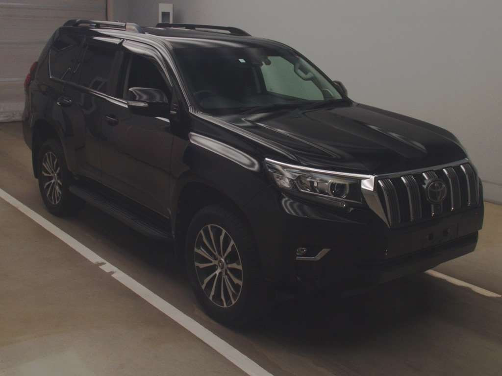 2019 Toyota Land Cruiser Prado GDJ150W[2]