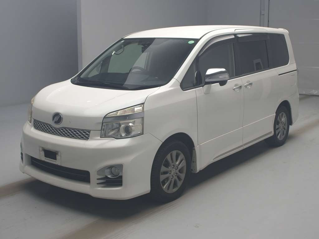 2013 Toyota Voxy ZRR70W[0]