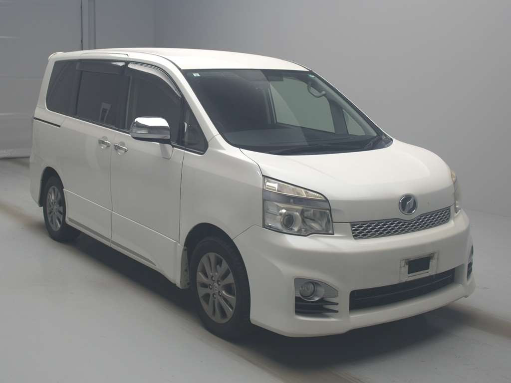 2013 Toyota Voxy ZRR70W[2]