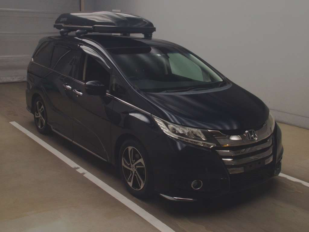 2014 Honda Odyssey RC2[2]