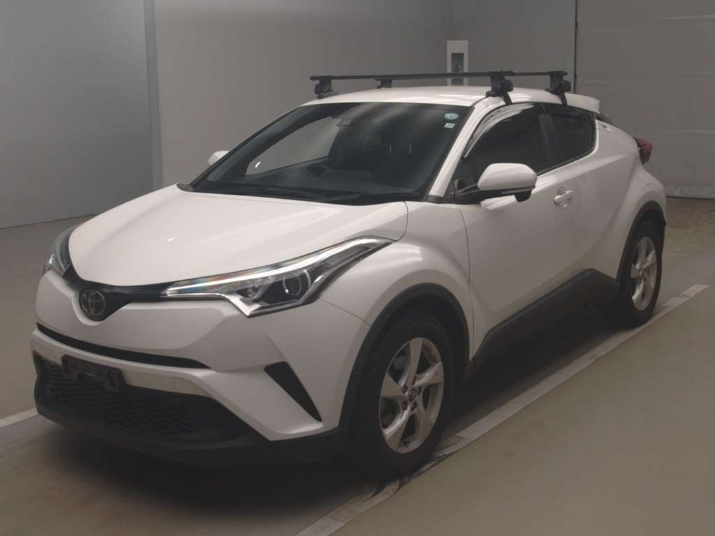 2019 Toyota C-HR NGX50[0]