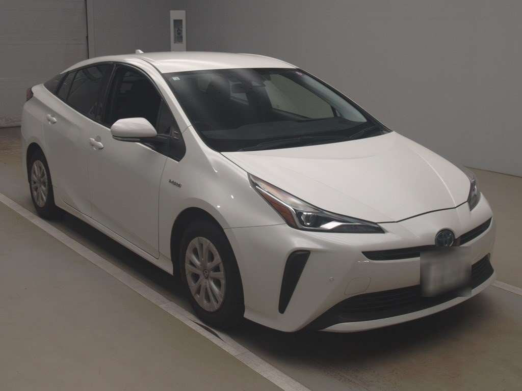 2019 Toyota Prius ZVW51[2]