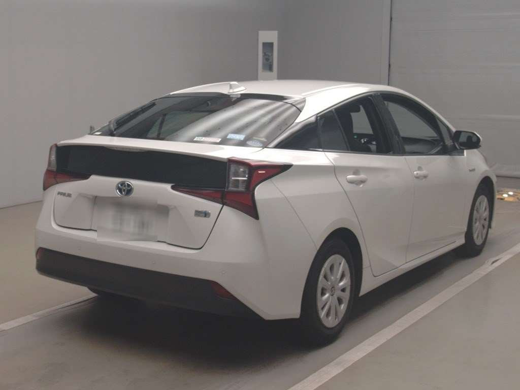 2019 Toyota Prius ZVW51[1]